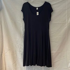 Size L Black Old Navy cotton dress. New with tags